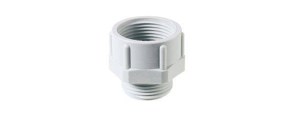 En vit, cylindrisk plastadapter med invändig och utvändig gänga, ett typiskt komponentsystem för röranslutningar.