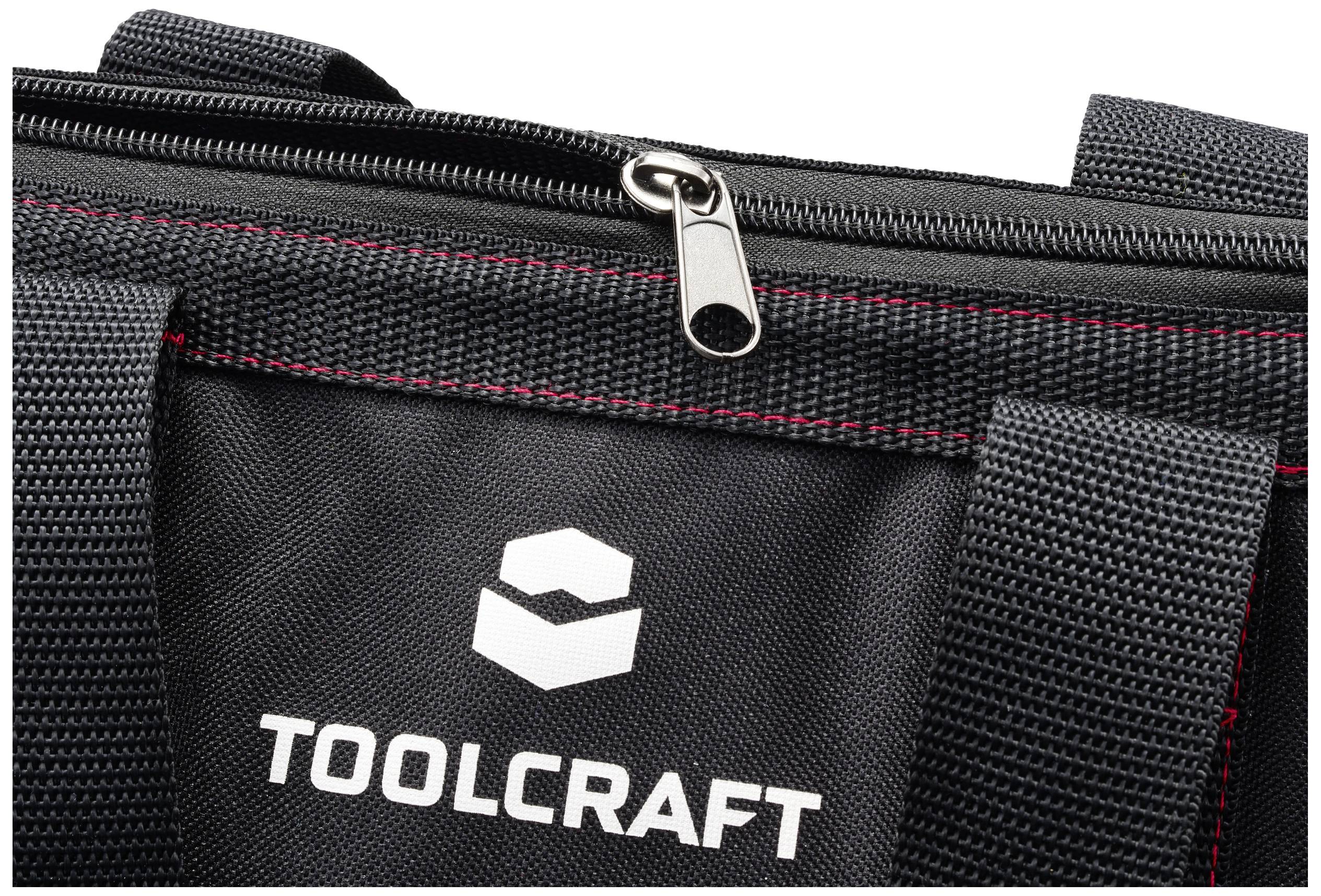 Svart TOOLCRAFT verktygsväska, dragkedja synlig, logotyp tryckt i vitt. Väskans material är robust, med röda sömmar.