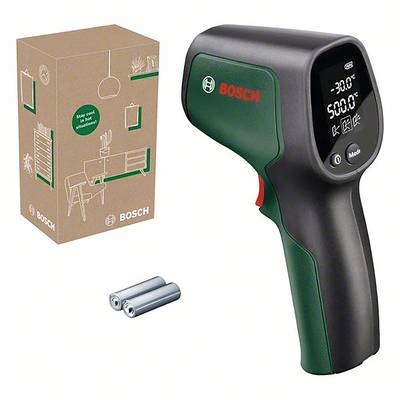 Bosch infraröd termometer med display som visar temperatur. Förpackning och två AA-batterier bredvid.