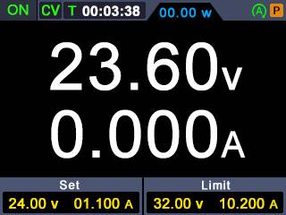 Digital display av en strömförsörjningsenhet: Spänning 23,60 volt, ström 0,000 ampere. Inställda värden: 24,00 volt, 1,100 ampere. Gräns: 32,00 volt, 10,200 ampere. Timer: 00:03:38.