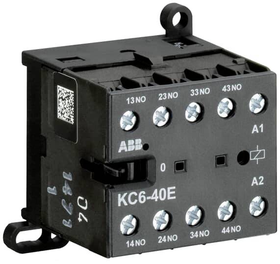 En svart elektrisk kontaktor med påskriften 'KC6-40E' och flera anslutningspunkter.