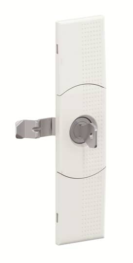 En vit dörrhandtag med integrerat lås och en stiliserad, modern design.
