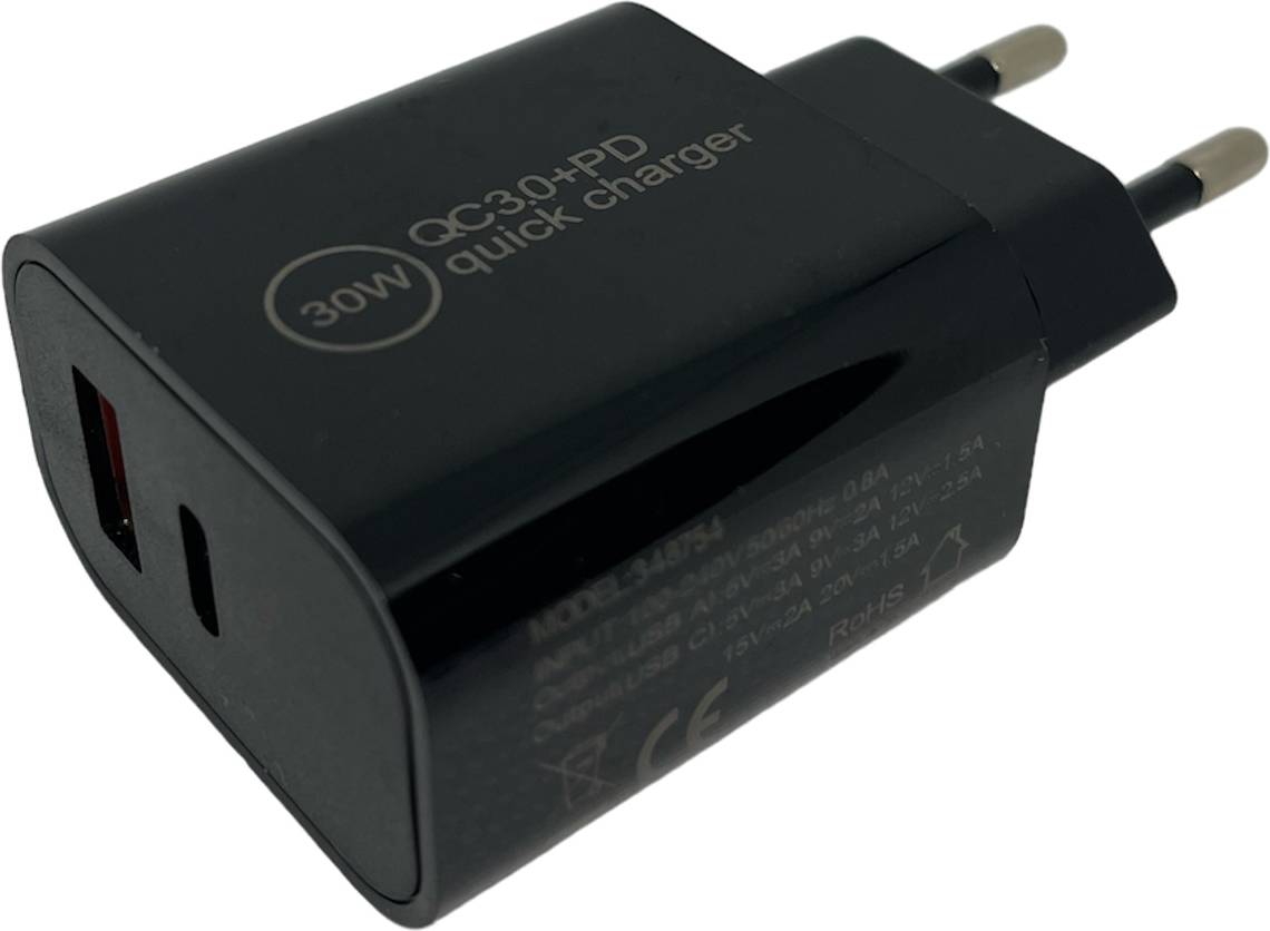Svart 30W snabbladdare med två portar (USB-A och USB-C), märkt med 'QC3.0+PD quick charger'.
