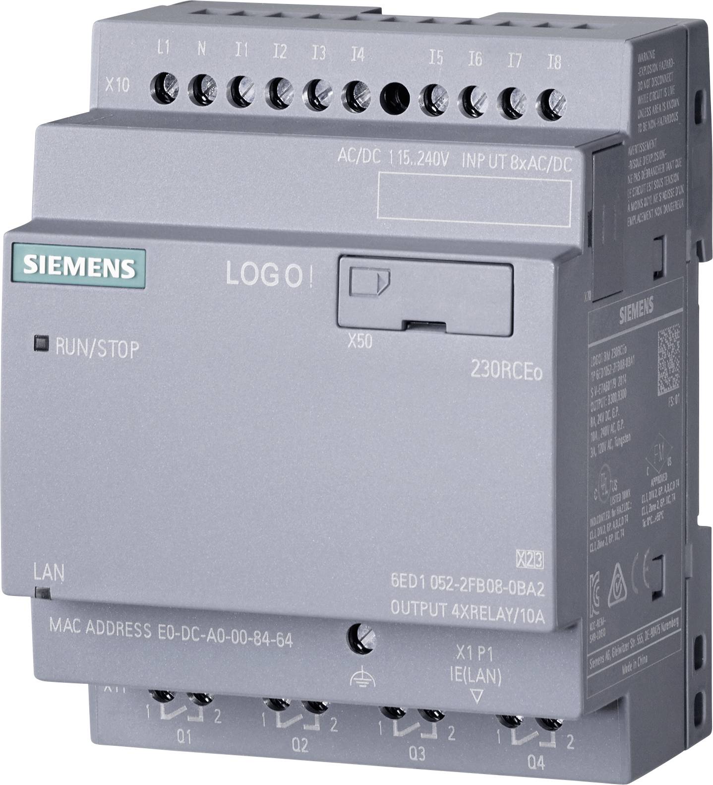 En Siemens LOGO! programmerbar styrenhet som visar portar för anslutningar och är märkt för olika ingångs- och utgångsfunktioner.