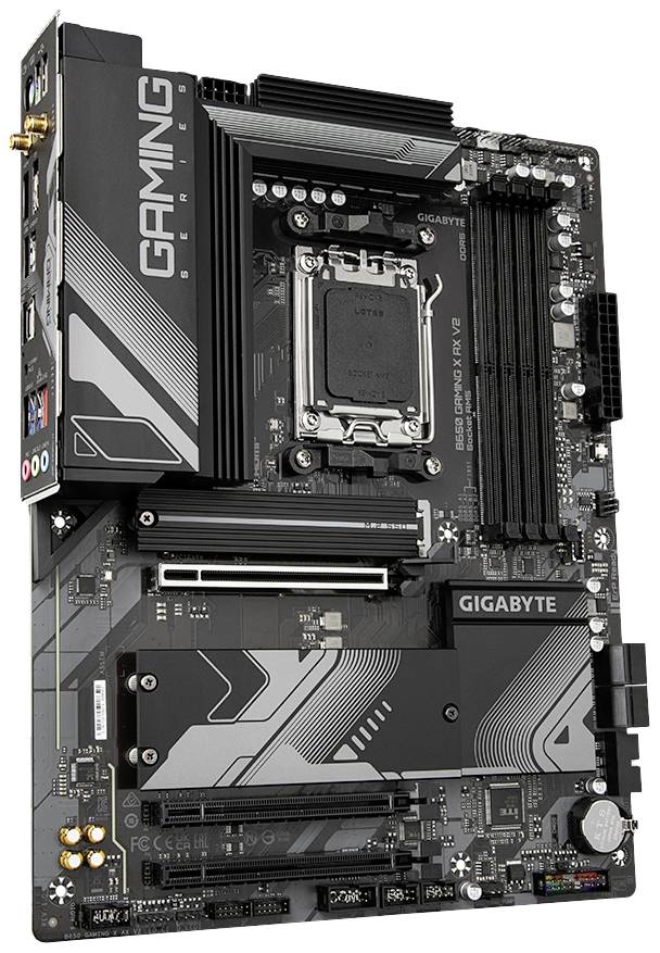 Svart moderkort med grått mönster, flera PCIe-platser och RAM-platser. Inskription: 'Gaming Series'.
