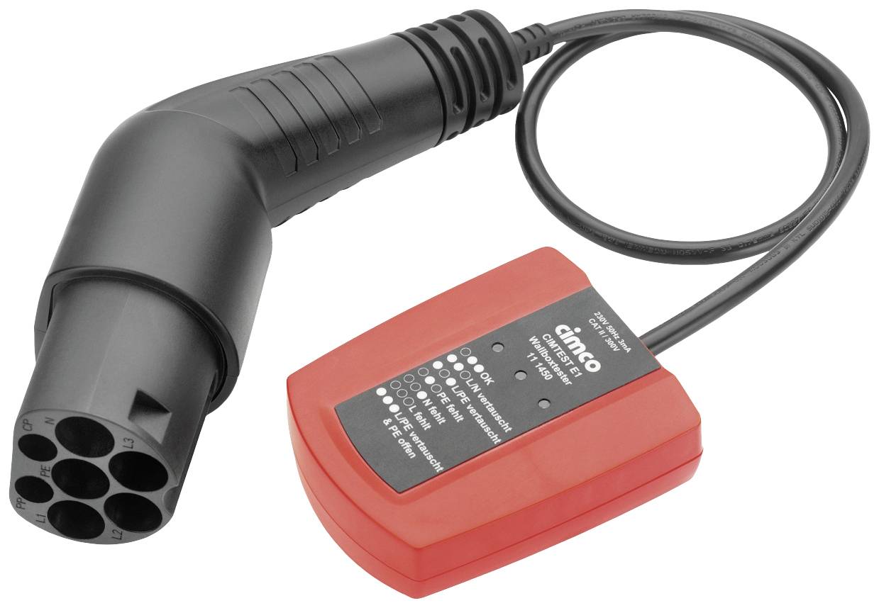 Laddare för elfordon med svart kontakt och röd adapter. Adaptern visar statusindikationer och laddningsinformation.
