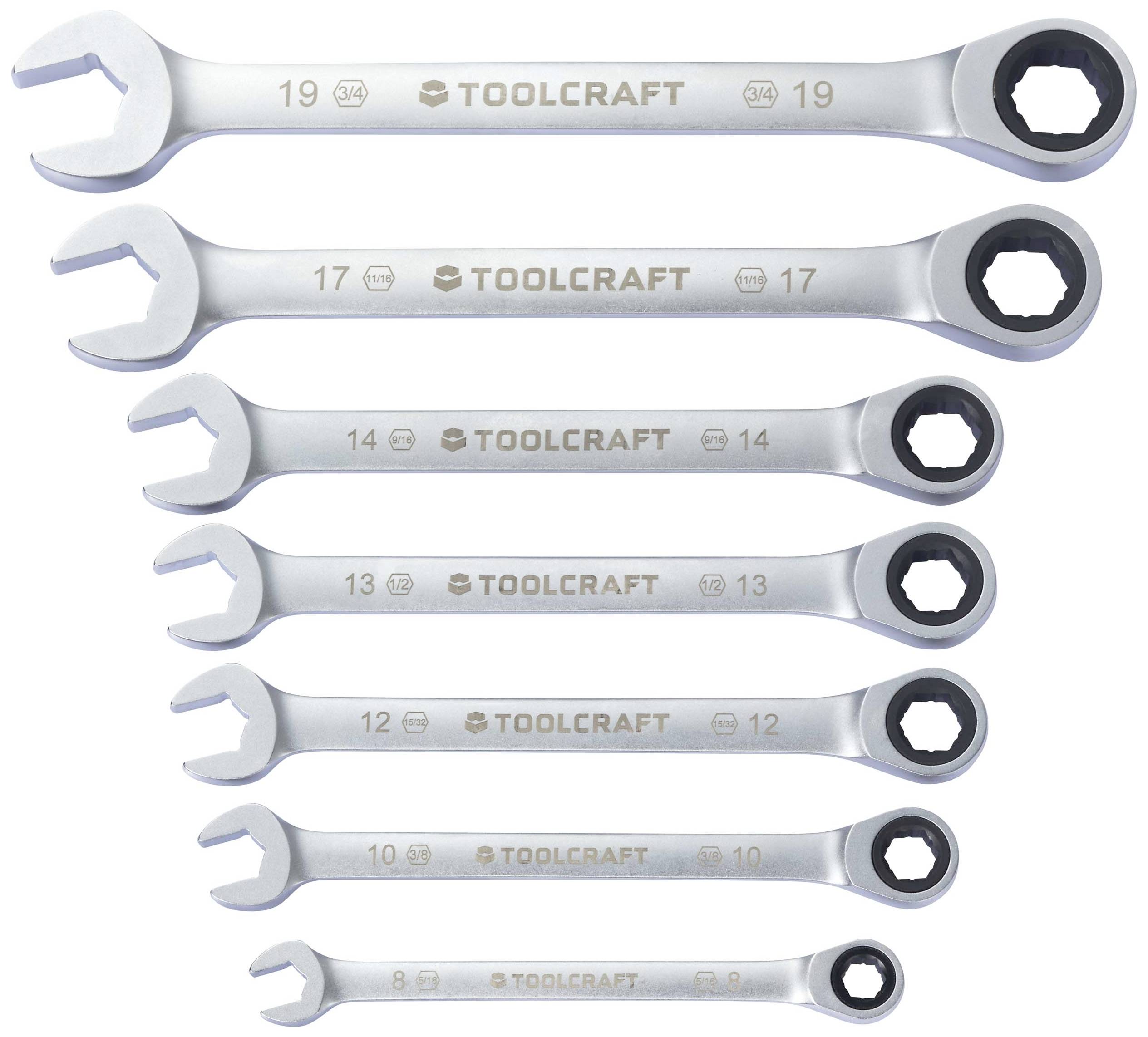 Åtta silverfärgade dubbla ringnycklar av märket 'TOOLCRAFT', numrerade från 8 till 19. Verktygen är arrangerade i en rad.