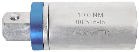 En adapter med blå kant, graverad med '10.0 NM, 88.5 In-lb, 4-9610-ETC', står upprätt mot en vit bakgrund.