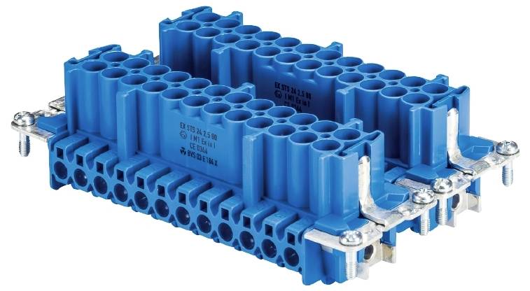 En blå elektrisk kontakt med flera anslutningspunkter, lämplig för montering i industriella elektriska tillämpningar.