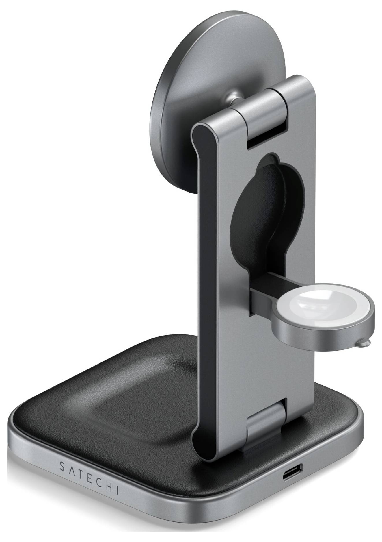 Ett silverfärgat laddningsställ med fot, lämpligt för trådlös laddning av elektroniska enheter, på en svart bas med SATECHI-logotyp.