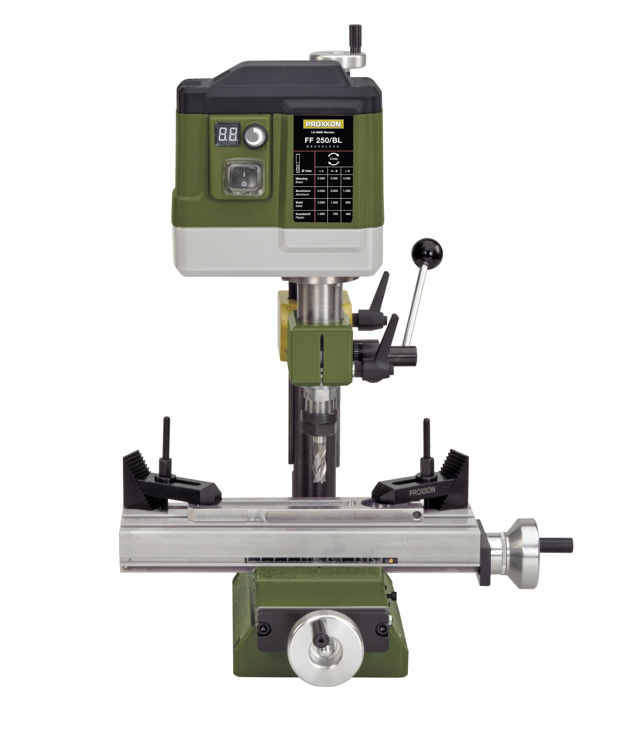 En grön och silverfärgad borrmaskin med digitalt display och spak, lämplig för precisionsborr- och fräsarbeten.