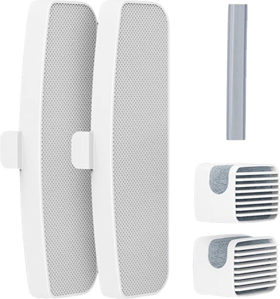 Två vita rektangulära högtalare bredvid två ventilationsgaller och en grå smal stång, sannolikt tillbehörsdelar.