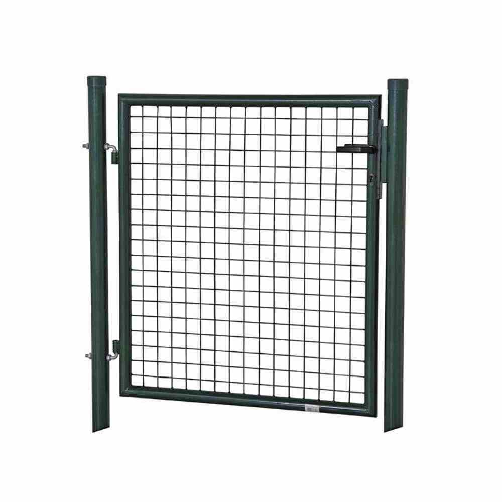 En enkel grind i grönt metall med ett kvadratiskt gallernät, lämplig för att stänga av utomhusområden.