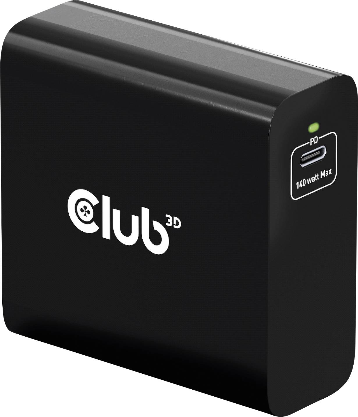 Ett svart laddare med texten 'Club 3D'. Uppe till höger en USB-C-port märkt 'PD 140 watt Max'.