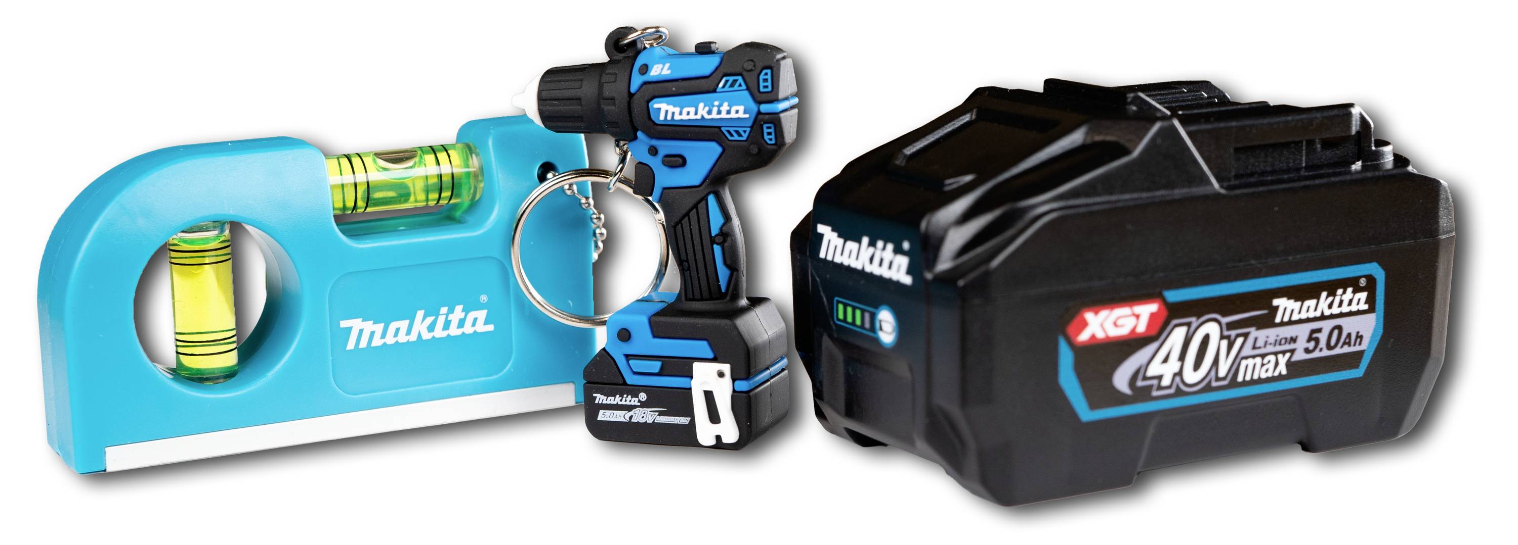 En uppsättning blå Makita-elverk som inkluderar ett vattenpass, en sladdlös borrmaskin och ett 40V max 5,0Ah XGT batteripaket.
