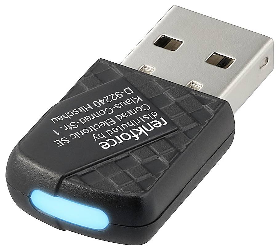 En svart USB-sticka med blått ljus; märkesnamnet 'Rankforce' tryckt på ytan.