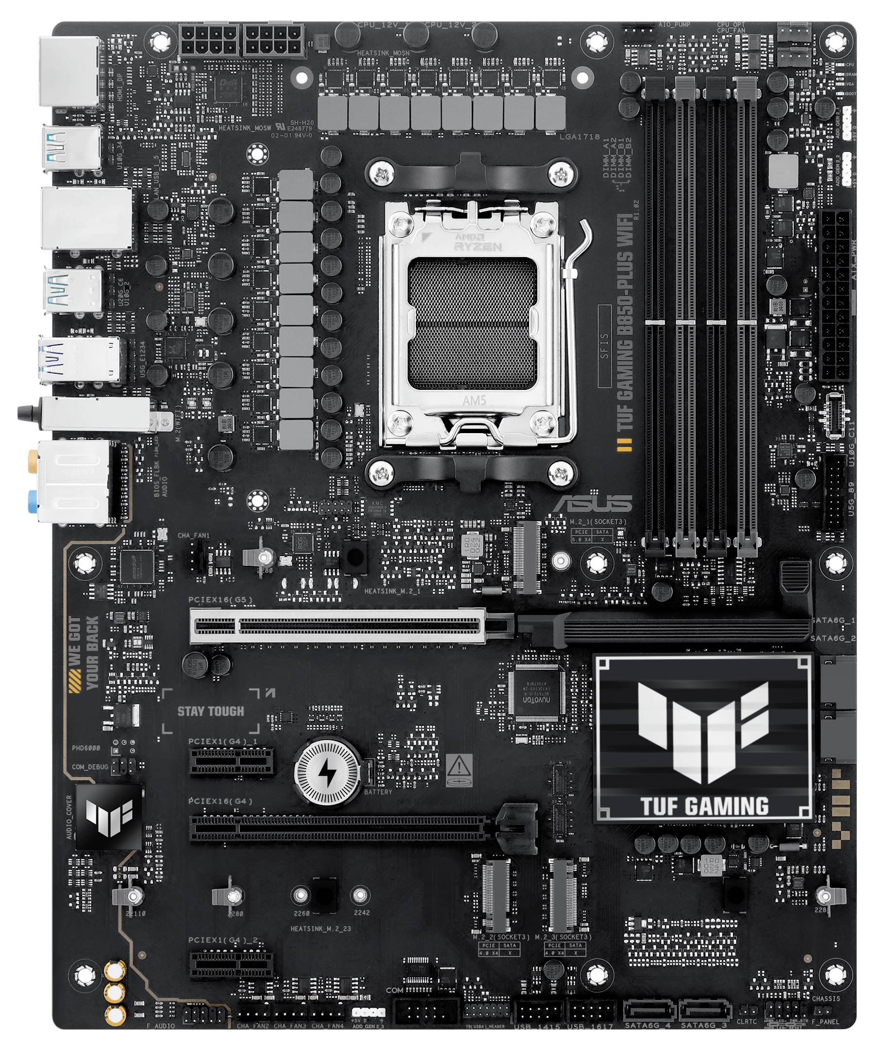 ASUS TUF Gaming Z590-Plus moderkortet med flera anslutningsalternativ, kylningskomponenter och fyra RAM-platser för kraftfulla PC-system.