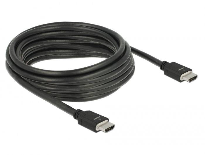 En svart HDMI-kabel, upprullad, med två kontakter i ändarna. Lämplig för överföring av audio- och videosignaler.