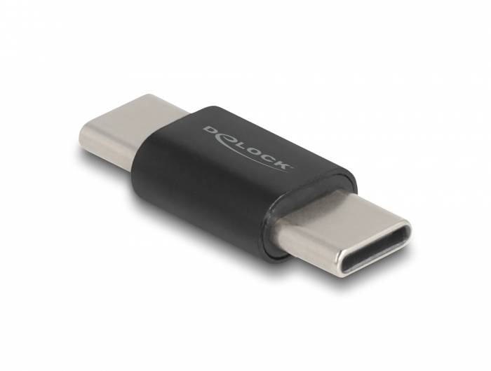 En USB-C-adapter visar två USB-C-kontakter. Designad för sömlös anslutning och dataöverföring mellan enheter.