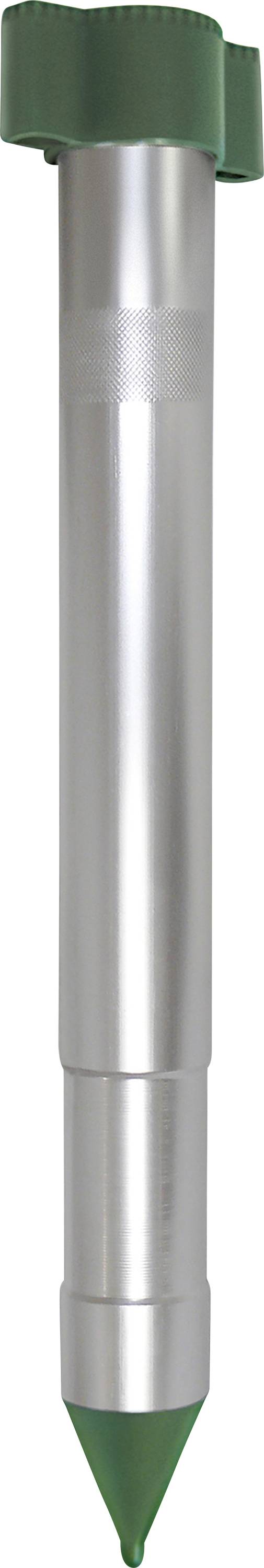 En lång, metallisk stång med ett grönt plastiskt huvud och spetsig ände. Möjligen ett trädgårds- eller markverktyg.