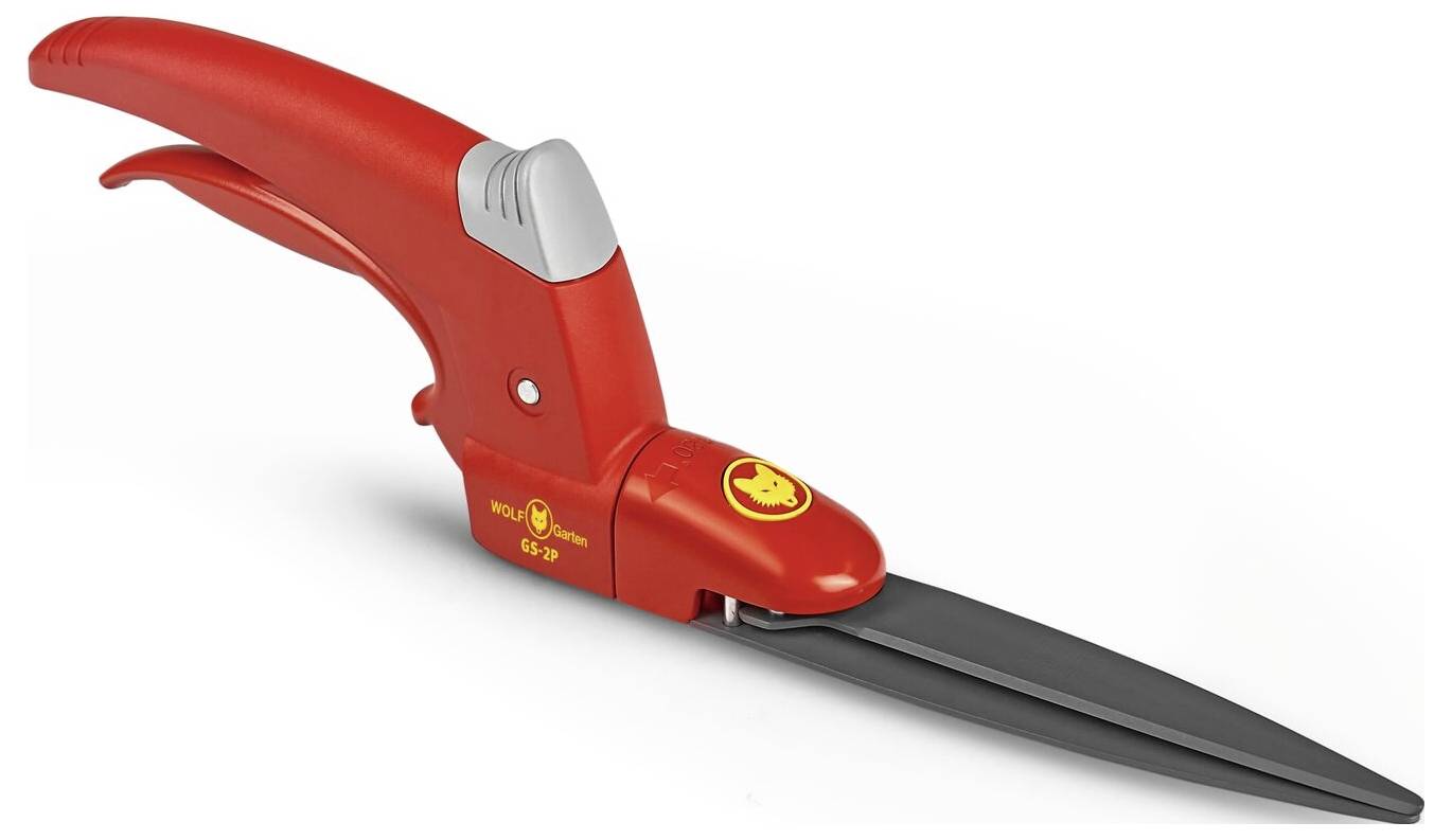 Röd och grå gräsklippare med ergonomiskt handtag, svart skärblad och gul logotyp på handtaget.