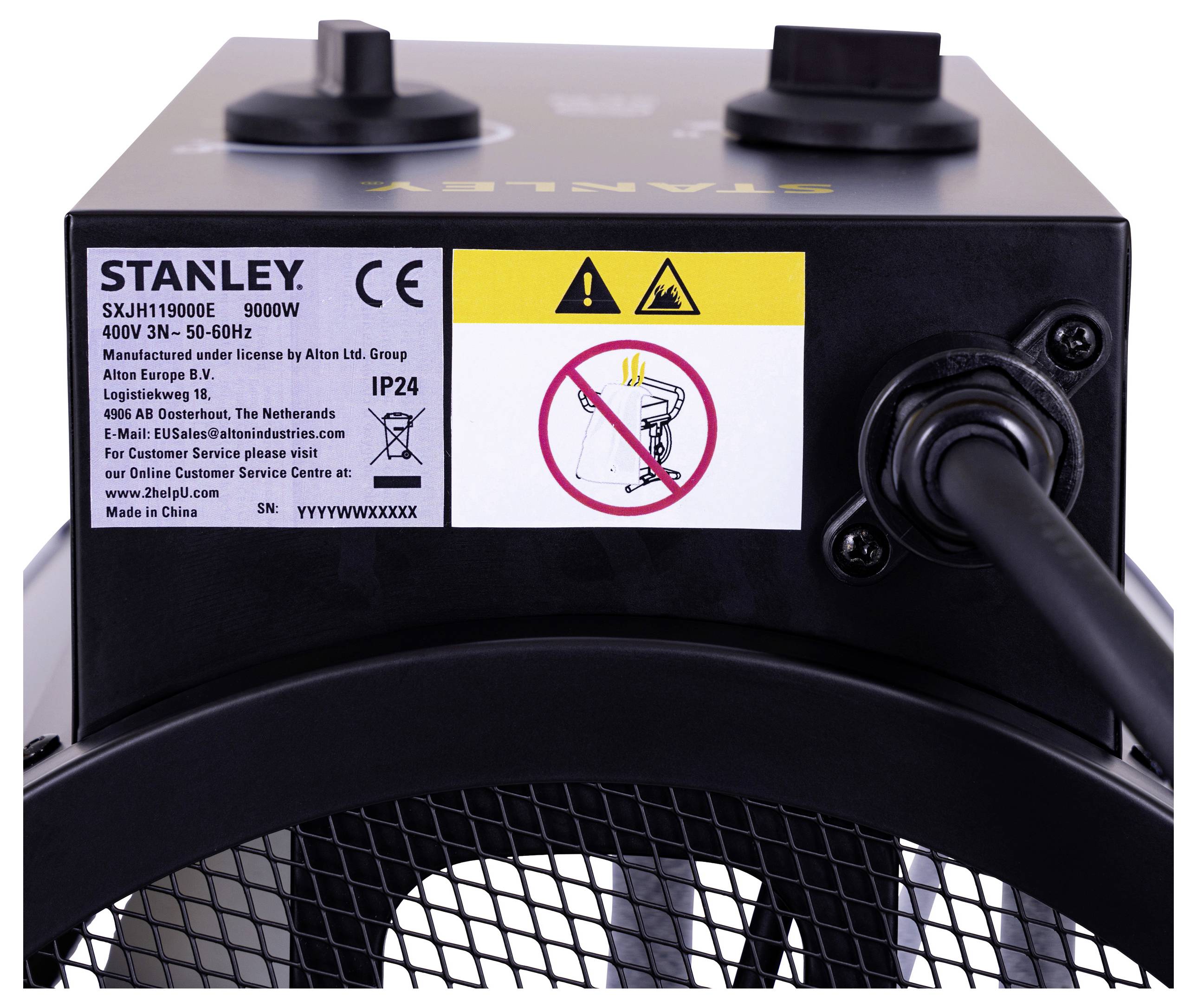 STANLEY-märkt apparat, modell SXJH11900E, 9000W, IP24. Varningsetikett anger risk för elektrisk stöt. Innehåller CE-märkning.