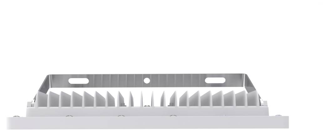 Aluminiumkylare med lameller, sedd från sidan, använd för kylning av elektroniska komponenter.