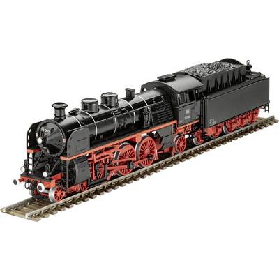 Ånglokomotivsmodell på ett spår, svart med röda detaljer, står på ett järnvägsspår. Fronten visar nummer 'BR 03 001'.