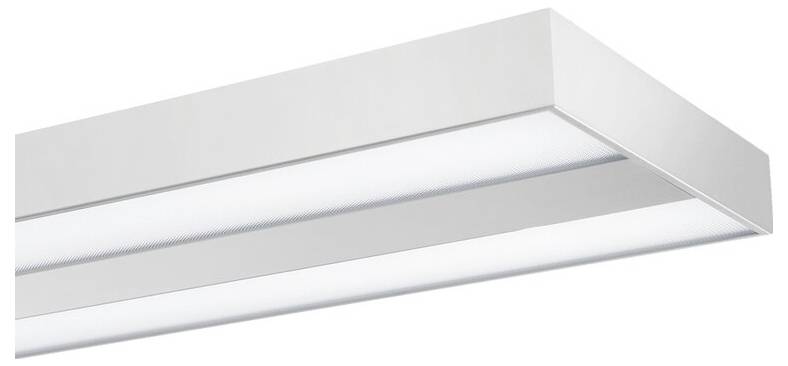 En rektangulär, vit taklampa med rena linjer som betonar modern design. Den lyser starkt och jämnt.