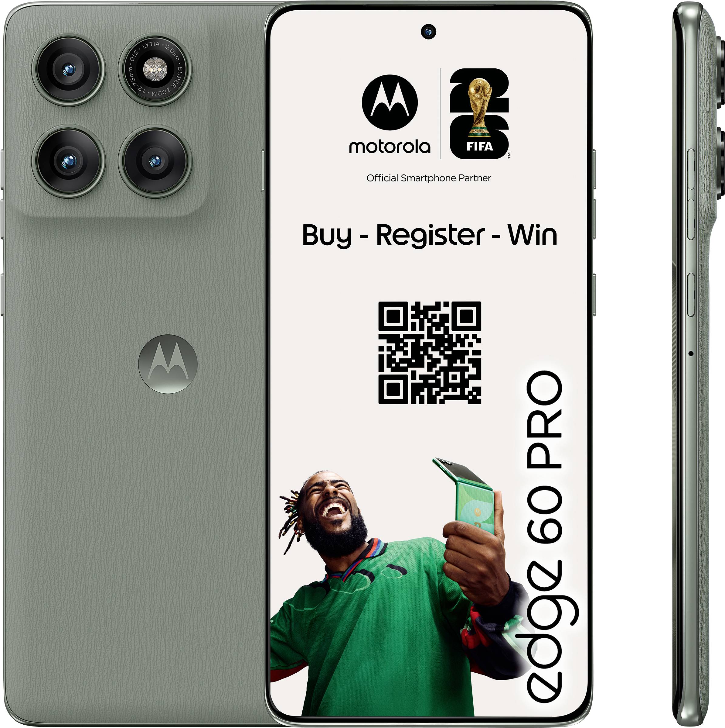 Motorola Edge 60 Pro smartphone med marknadsföringstext "Köp - Registrera - Vinn" och QR-kod, med en man som håller telefonen.