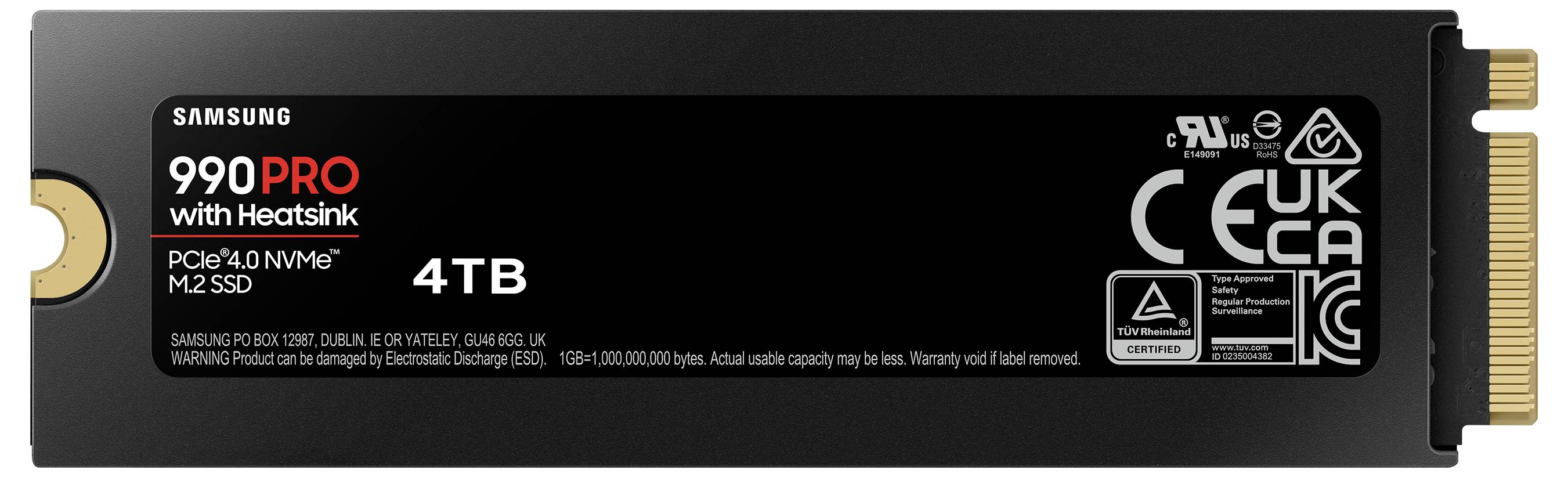 Samsung 990 PRO med Kylflänsar, 4TB PCIe 4.0 NVMe M.2 SSD, svart hölje med etiketter som visar överensstämmelsecertifieringar.