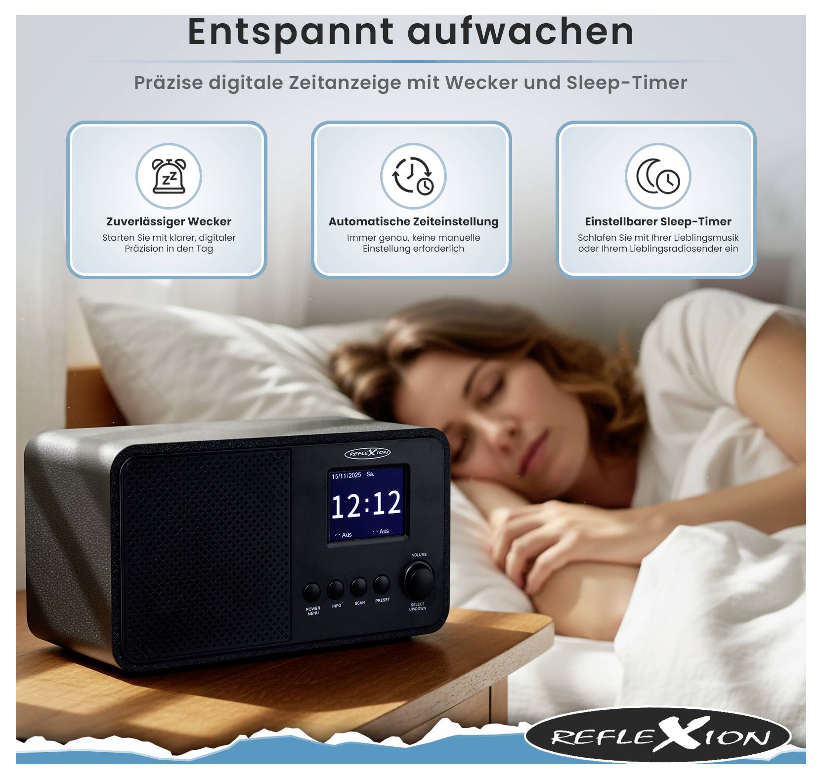 En kvinna sover på en säng. I förgrunden finns en digital väckarklocka som visar '12:12'. Texten beskriver väckarklockan, dess tidsfunktioner och sleep timer-funktioner.