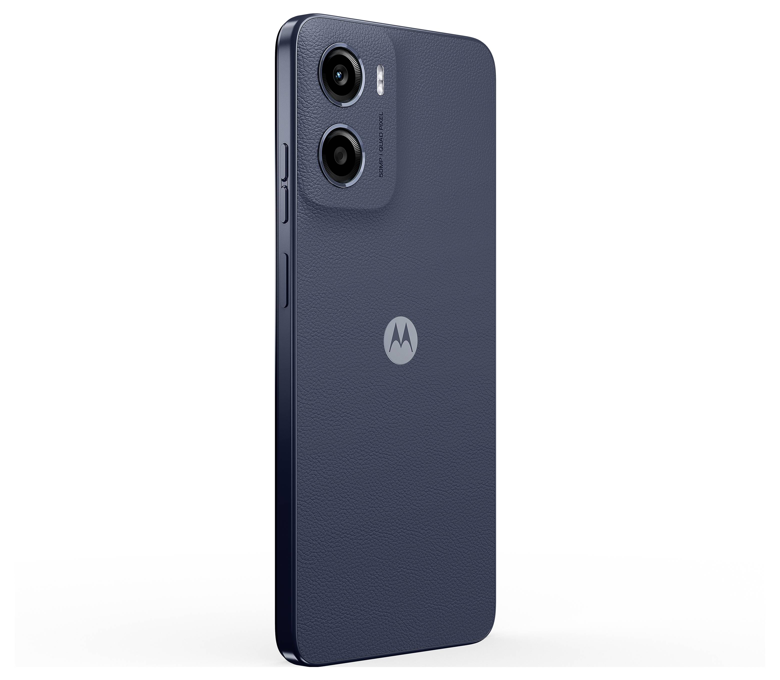 En modern smartphone med en dubbel kamerauppsättning på baksidan, med en elegant mörkblå finish och Motorola-logotypen i mitten.