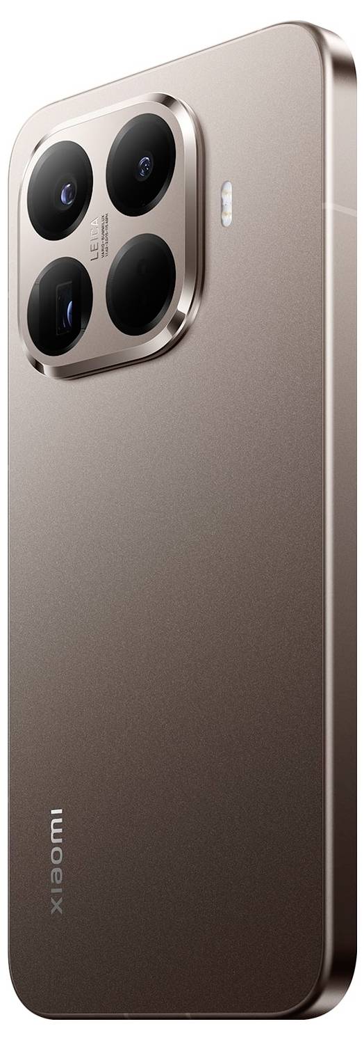 En smartphone med rektangulär design och fyra bakre kameror. Sidovyn framhäver dess eleganta kropp och metalliska finish.