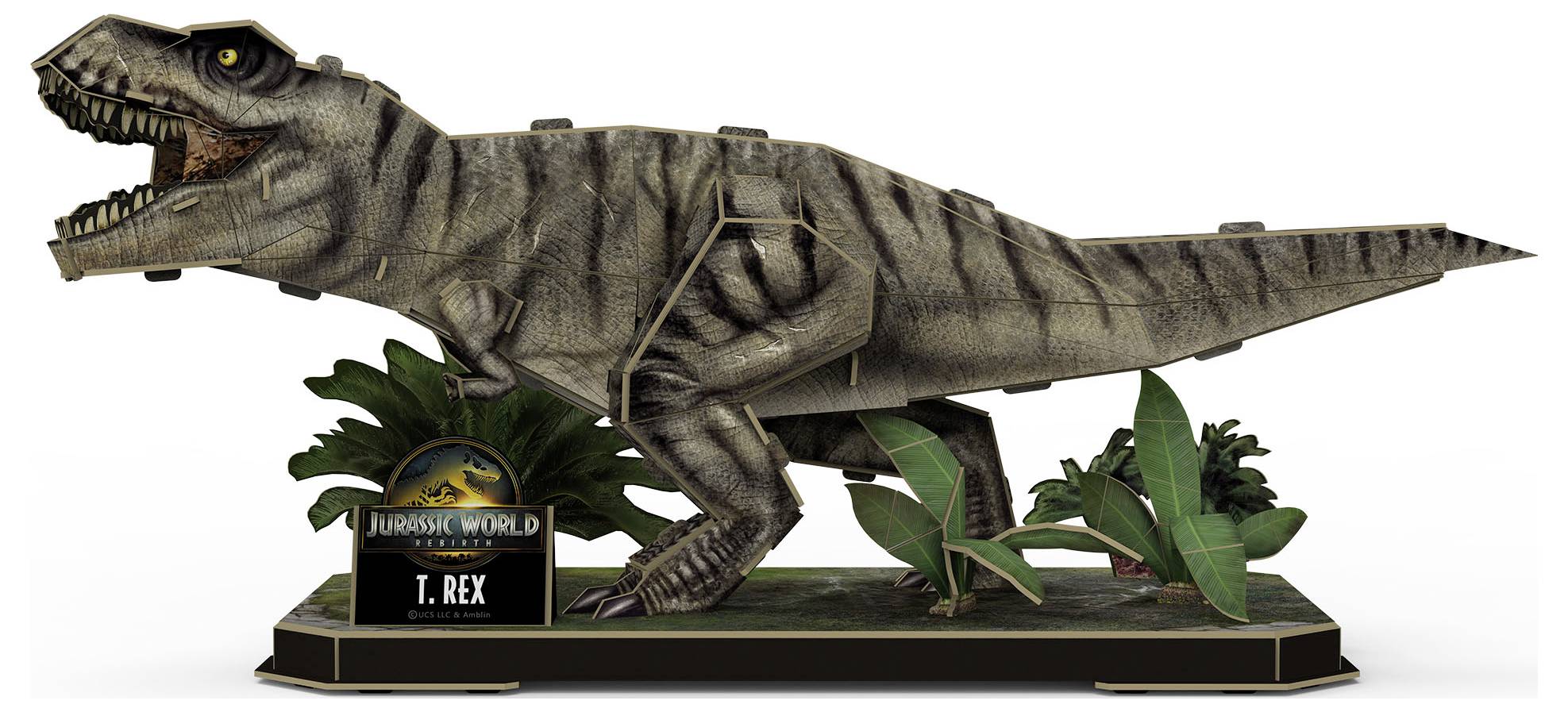 En modell av en T. Rex-dinosaurie på ett displaystativ med växter, med "Jurassic World" varumärke och en namnplatta märkt "T. Rex."