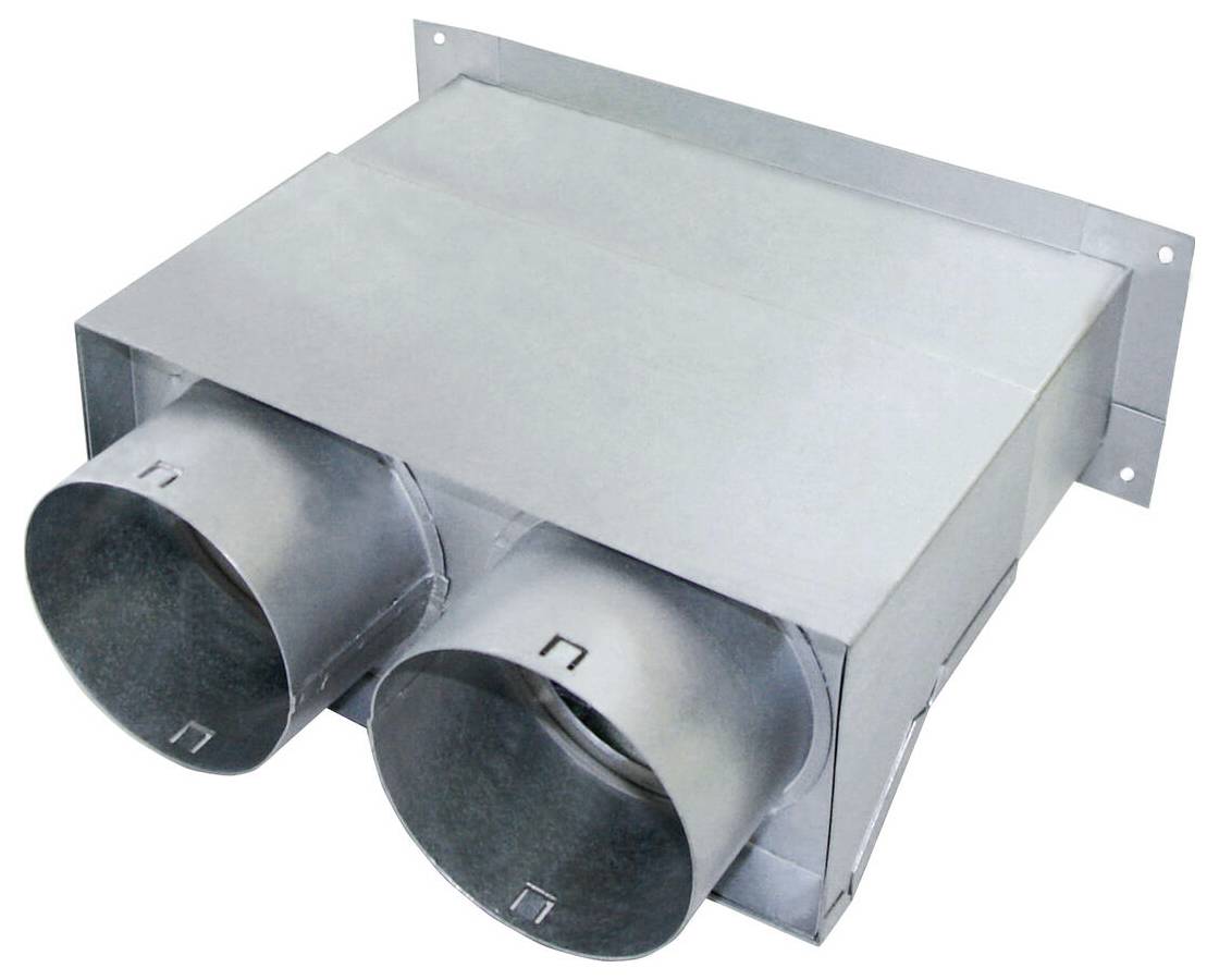 En metallkanaljunktionslåda med två anslutna cirkulära kanaler, troligtvis använd för ventilations- eller HVAC-system.