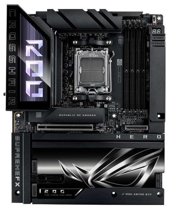 Moderkort märkt 'Crosshair' och 'SupremeFX' med synlig processornsockel, RAM-platser och designelement. Varumärket inkluderar 'Republic of Gamers'.