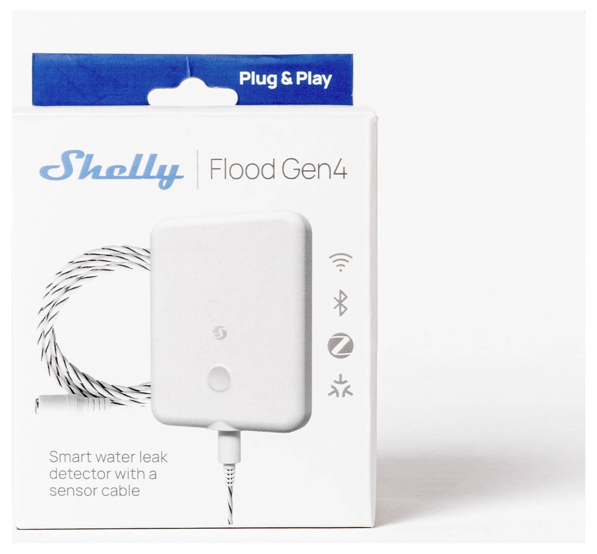 'Shelly Flood Gen4' smart vattenläckagedetector förpackning med sensorkabelavbildning. 'Plug & Play' funktion markerad på en blå flik.