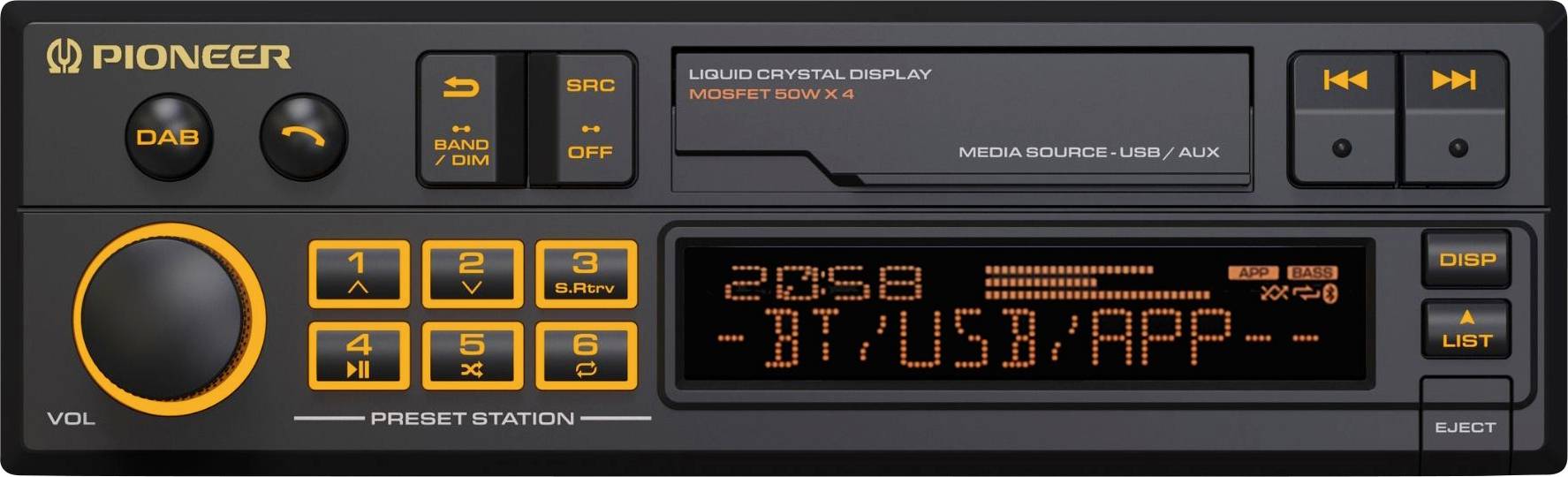 En vintage bilstereofrontpanel som visar märket 'Pioneer' med knappar och en digital LCD-skärm som visar '20:58 BT USB APP' och ljudinställningar.