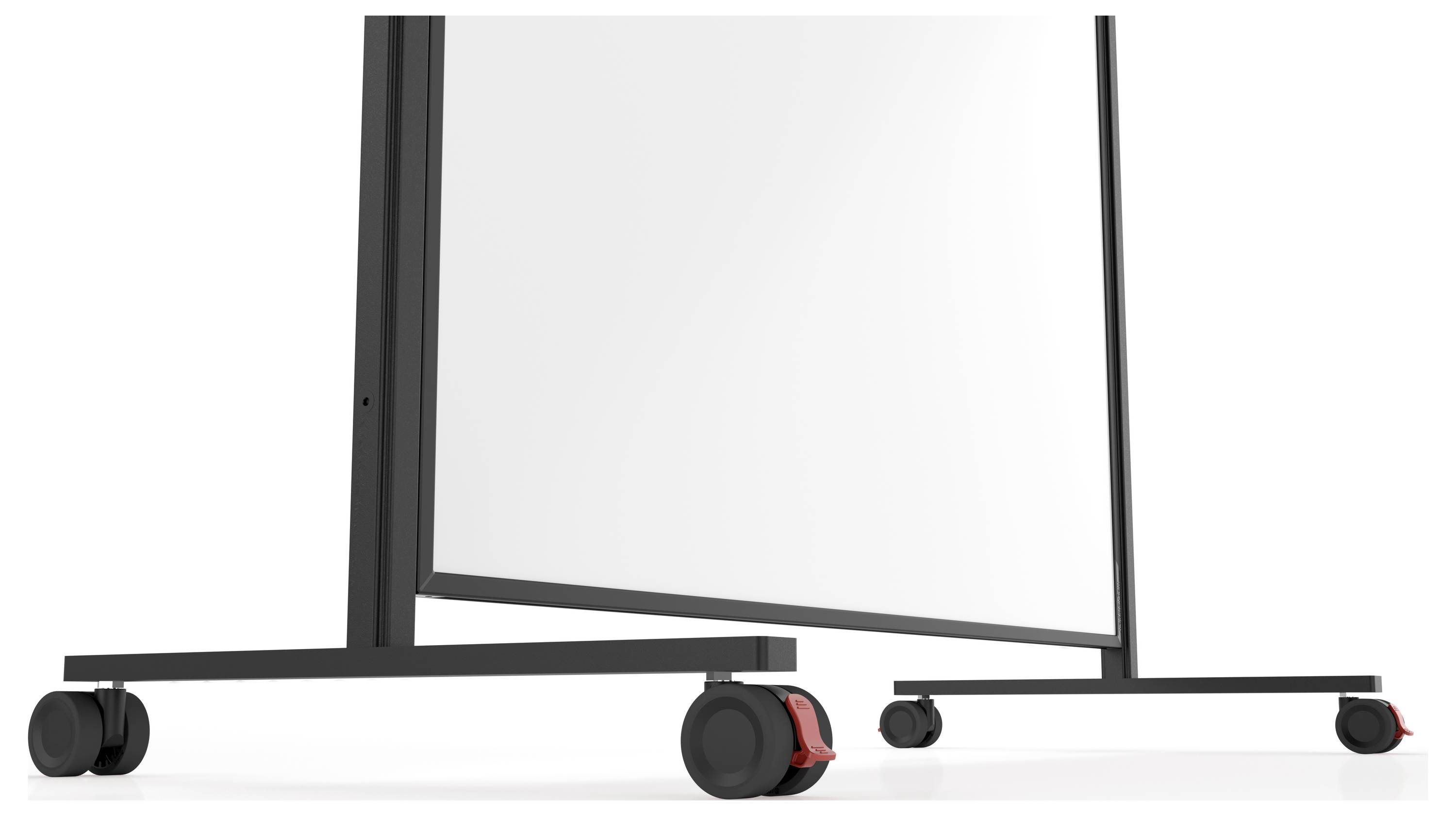 Två mobila vita tavlor med hjul, placerade parallellt, på en vit bakgrund. En tavla överlappar delvis den andra.