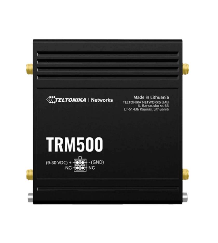 Teltonika 'TRM500'-modem, svart, med märkta anslutningsportar. Tillverkad i Litauen, modell TRM500, spänning 9-30 VDC.