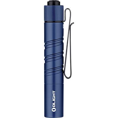 En blå ficklampa med strukturerad grepp, fickkläm och "Olight"-märkning.