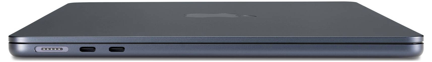 Stängd bärbar dator sedd från framsidan, som visar en tunn mörkgrå design med två USB-C-portar och en liten statusindikat.