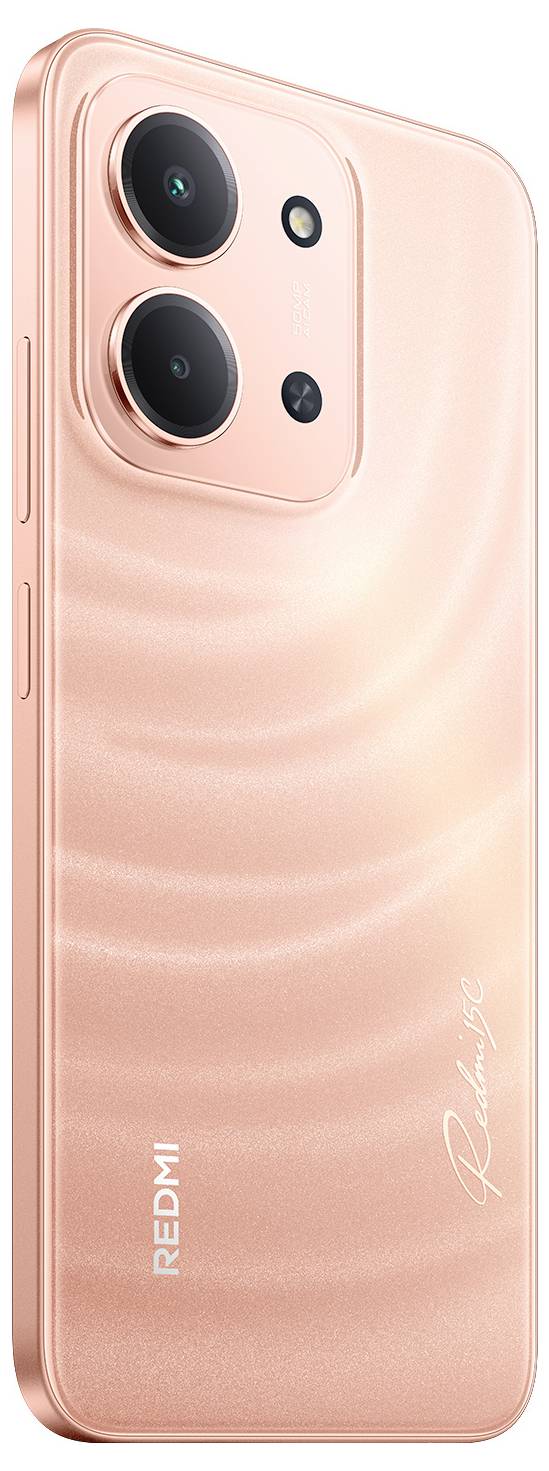 En persikofärgad smartphone med dubbla bakkameror och en fyrkantig kameramodul. Ordet "Redmi" och en signatur är synliga på baksidan.