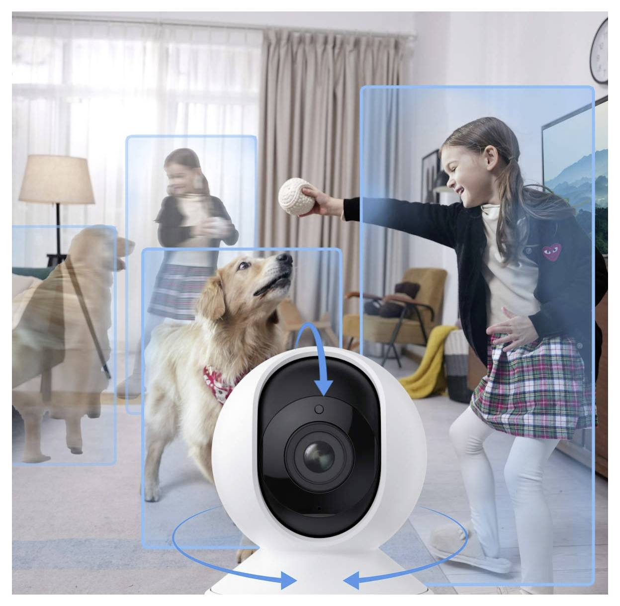 En smart home-kamera övervakar ett rum. En flicka leker med en Golden Retriever och kastar en boll. Kamerans rörelseföljningsfunktion framhävs.