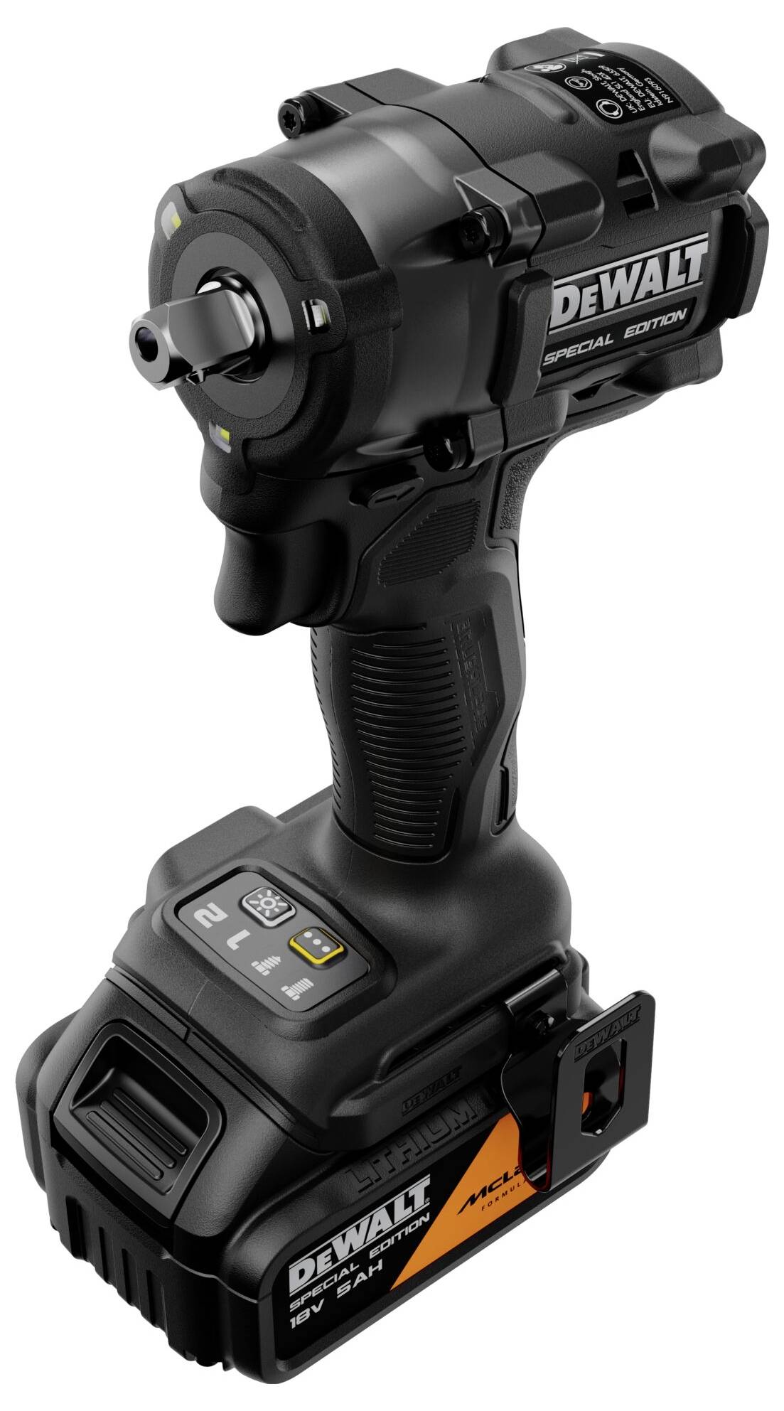 DeWalt socket- och bitset i ett kompakt fodral med skiftnyckelstor, organiserade skaft och drivbits synliga.