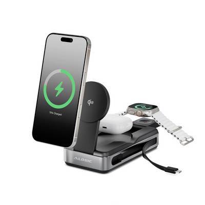 Trådlös laddningsdocka med en smartphone, earbud-fodral och smartwatch som laddas tillsammans på en multi-enhet laddningsstation.