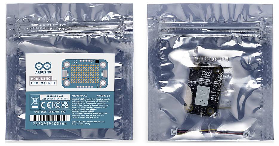 Två förseglade antistatiska påsar innehållande Arduino-komponenter: en visar ett "MODULINO LED MATRIX"-paket, den andra ett litet kretskort med kabel.
