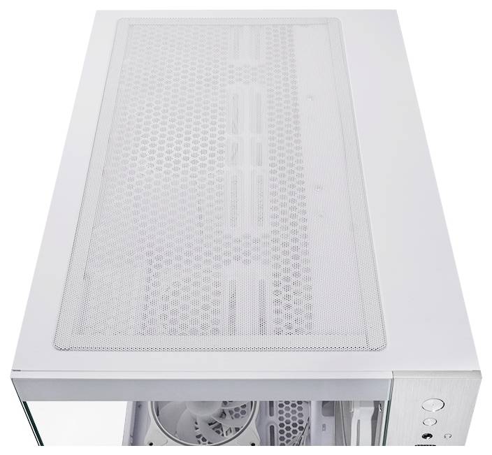 Översta vyn på ett vitt stationärt datordatorhölje med en perforerad nätöverkspanel på toppen, som visar en kylfläkt inuti.