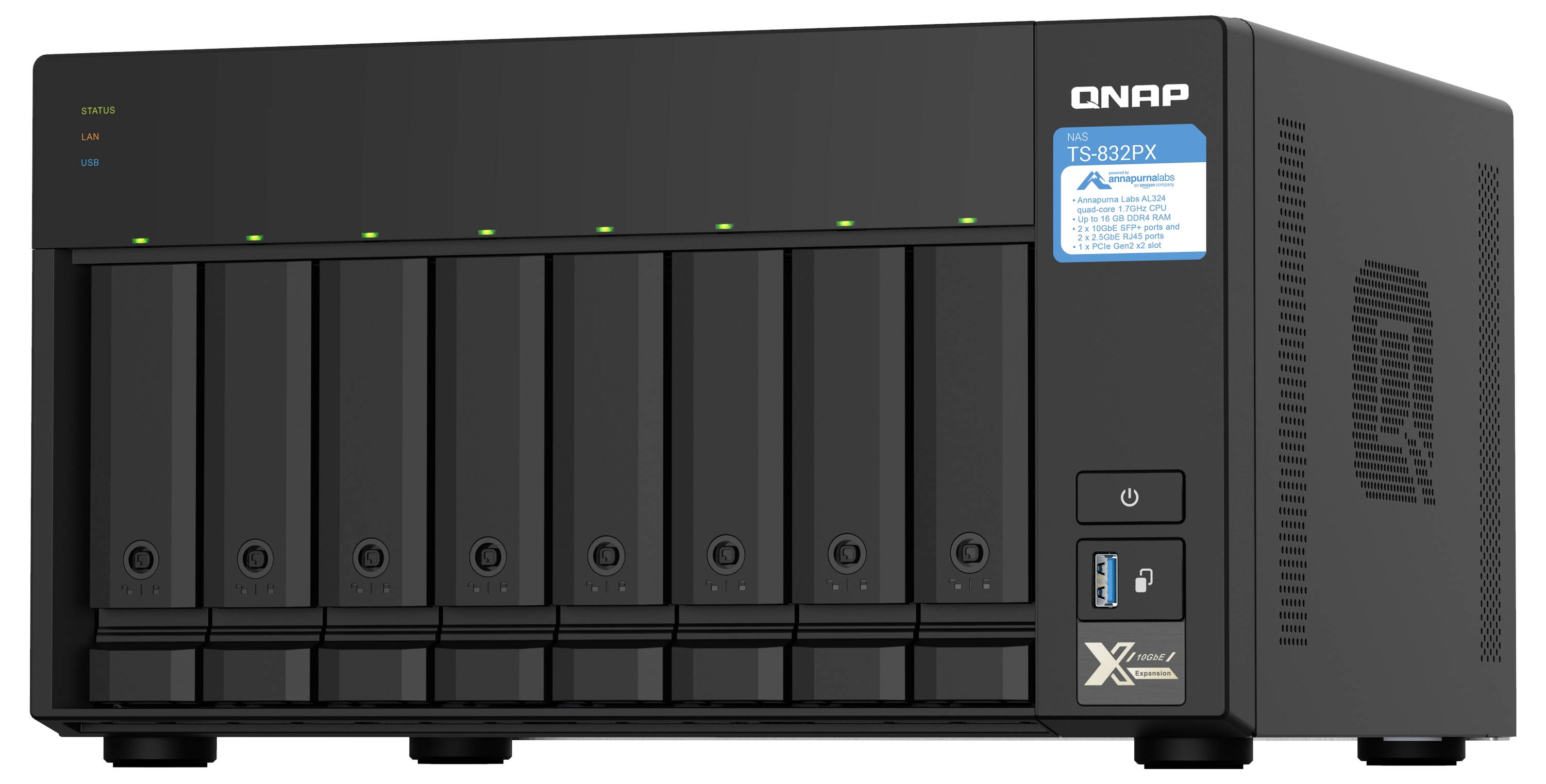 Framvy av en QNAP TS-832PX nätverksansluten lagringsenhet med åtta diskenheter, statuslysdioder, USB-port och strömknapp.
